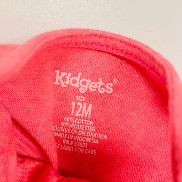 Hot pink romper💖 - Picture 3 of 3